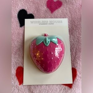 Target Bulleye Wireless Strawberry Mouse